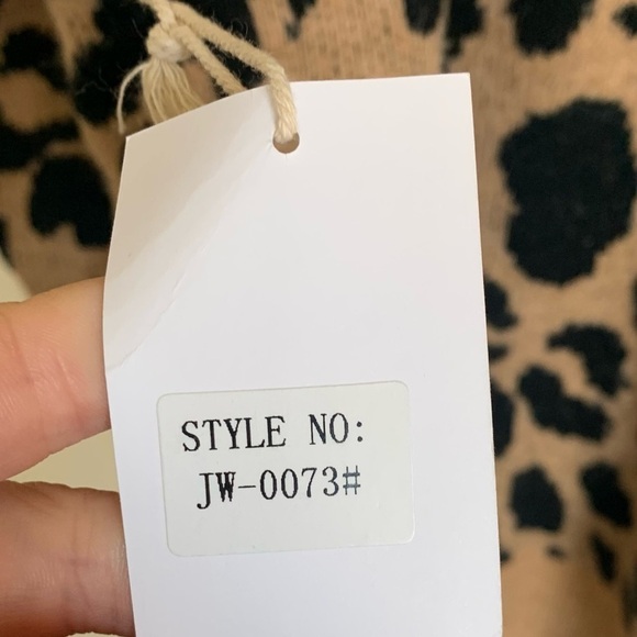 Boho Leopard Animal Print Oversized Wool Blend Fuzzy Sweater NWT Small Medium - Picture 5 of 6